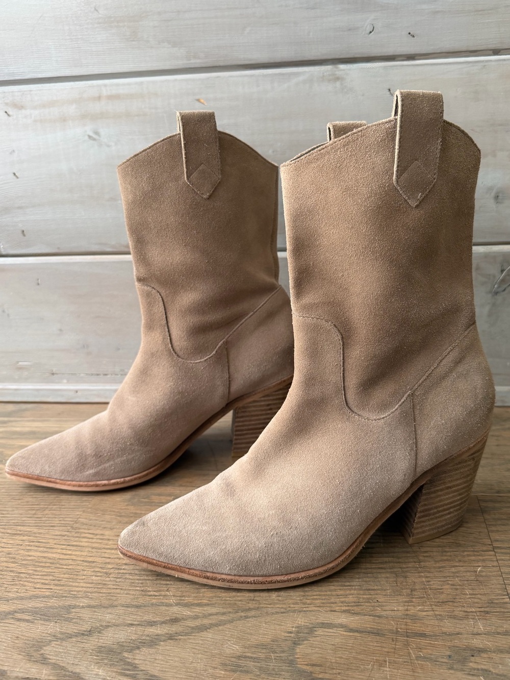 Anthropologie SILENT D munchy bootie in dark taupe suede size 9 western mid calf